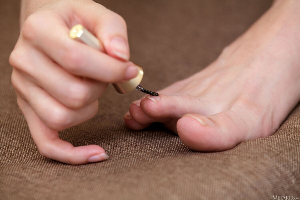 MetArt Donita – Hot Pants Part01 (58P)