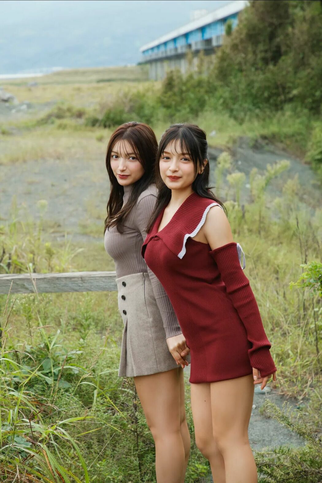 JP Marina Momose 百瀬まりな And Erika – FRIDAY Monthly Girl 055 エリマリ姉妹 Part01 (53P – 1V)