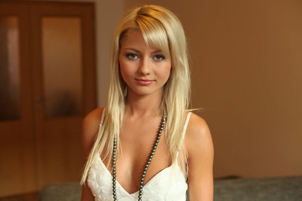 MetArt Grace – Presenting Grace Part01 (71P)