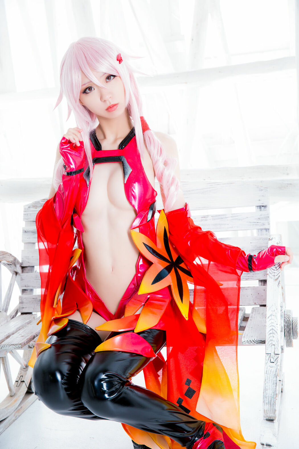 Coser@Mikehouse ミケ – The One Who Prays To Ask For Forgiveness Part02 (60P)