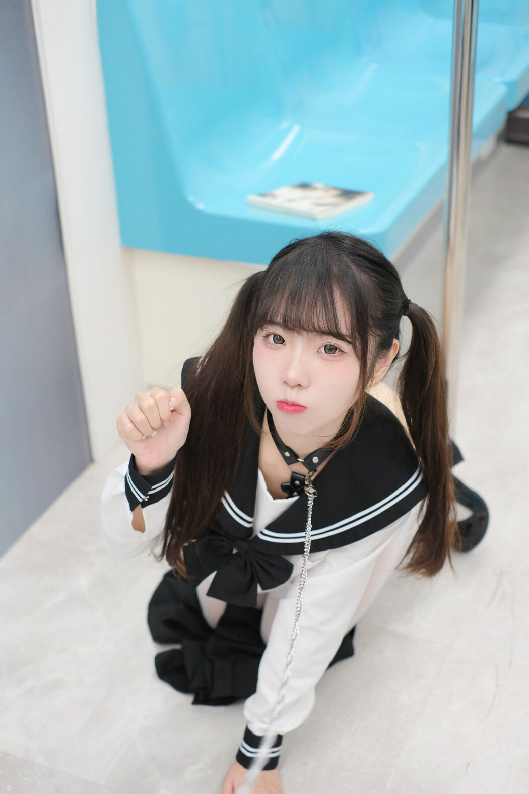 Coser@可可小白兔 – 電車上の女高中生 (72P)