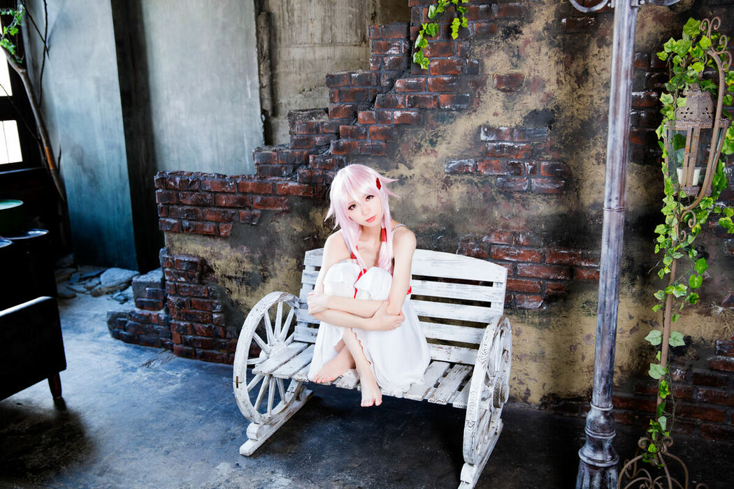 Coser@Mikehouse ミケ – The One Who Prays To Ask For Forgiveness Part05 (59P)