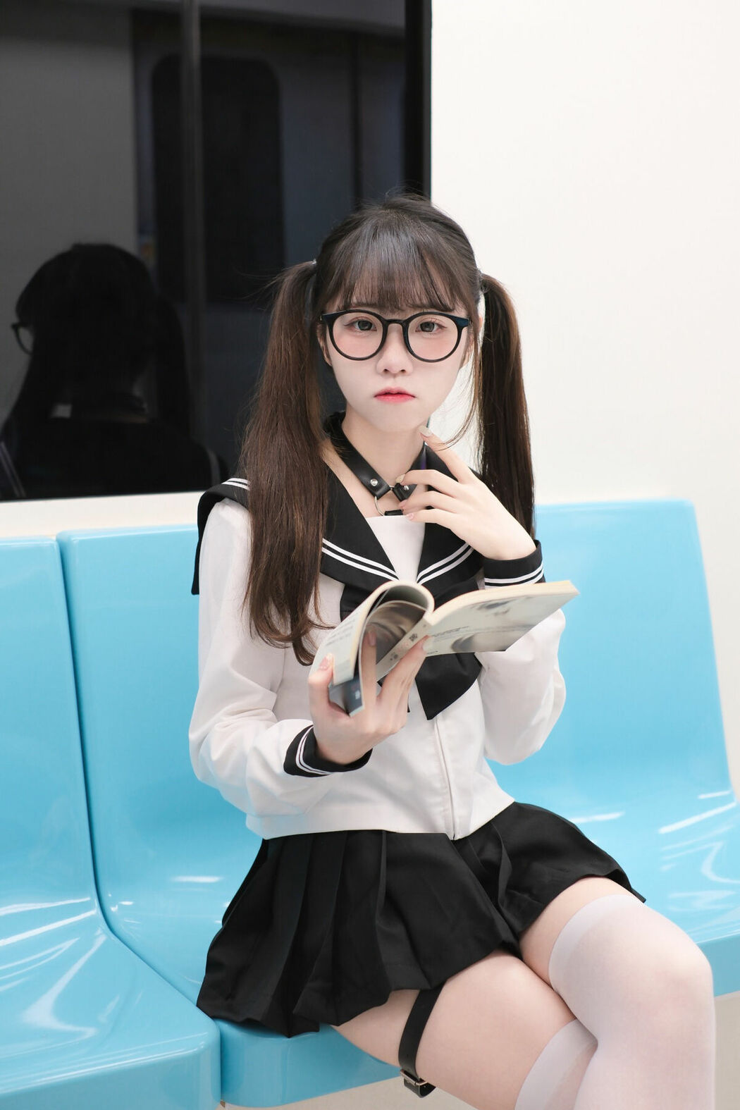 Coser@可可小白兔 – 電車上の女高中生 (72P)