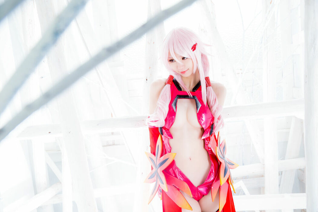 Coser@Mikehouse ミケ – The One Who Prays To Ask For Forgiveness Part02 (60P)
