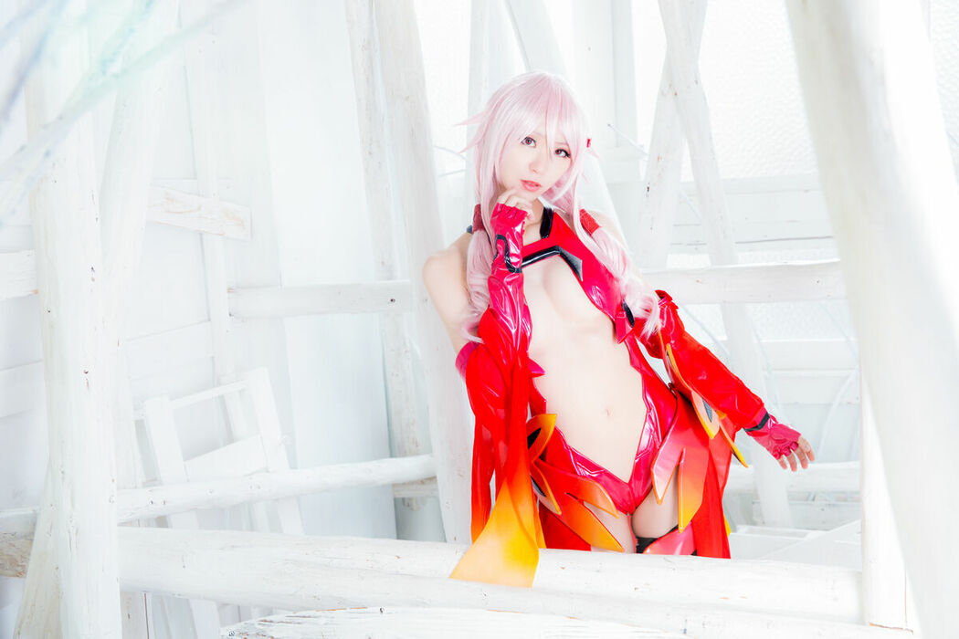 Coser@Mikehouse ミケ – The One Who Prays To Ask For Forgiveness Part02 (60P)