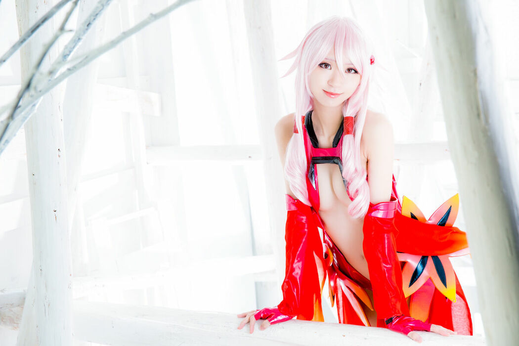 Coser@Mikehouse ミケ – The One Who Prays To Ask For Forgiveness Part02 (60P)