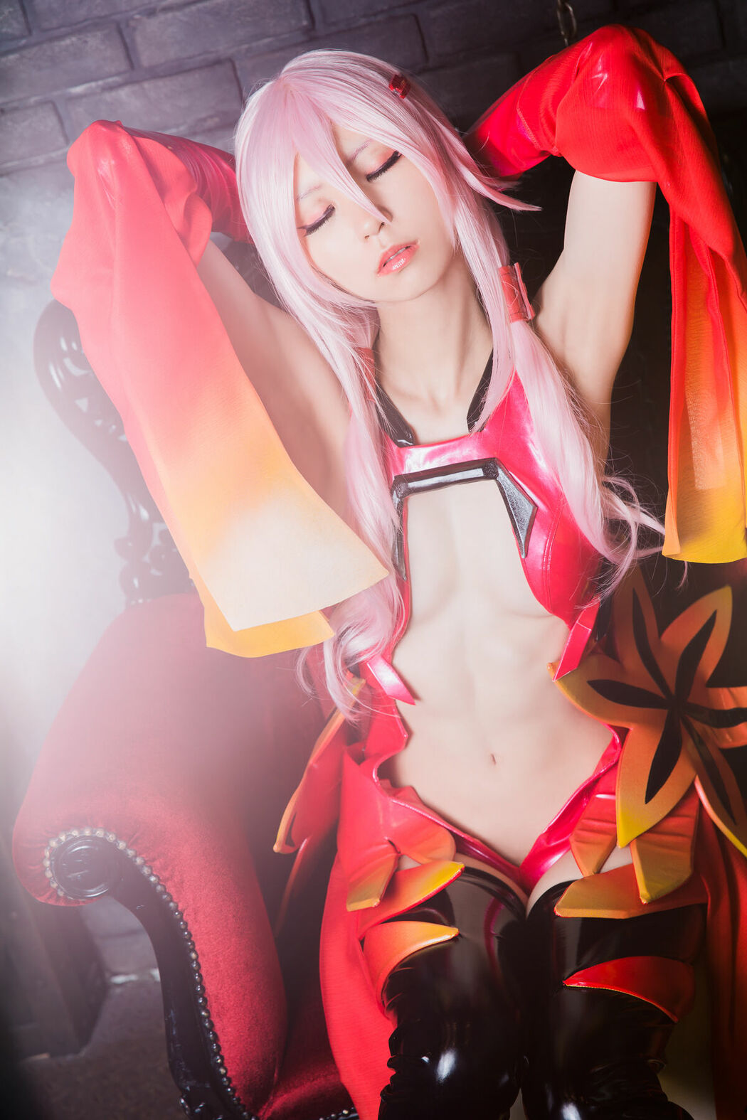 Coser@Mikehouse ミケ – The One Who Prays To Ask For Forgiveness Part01 (60P)