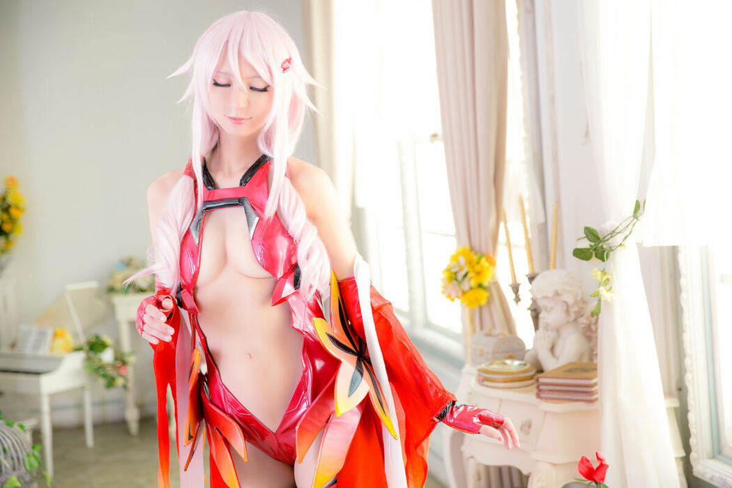 Coser@Mikehouse ミケ – The One Who Prays To Ask For Forgiveness Part03 (59P)