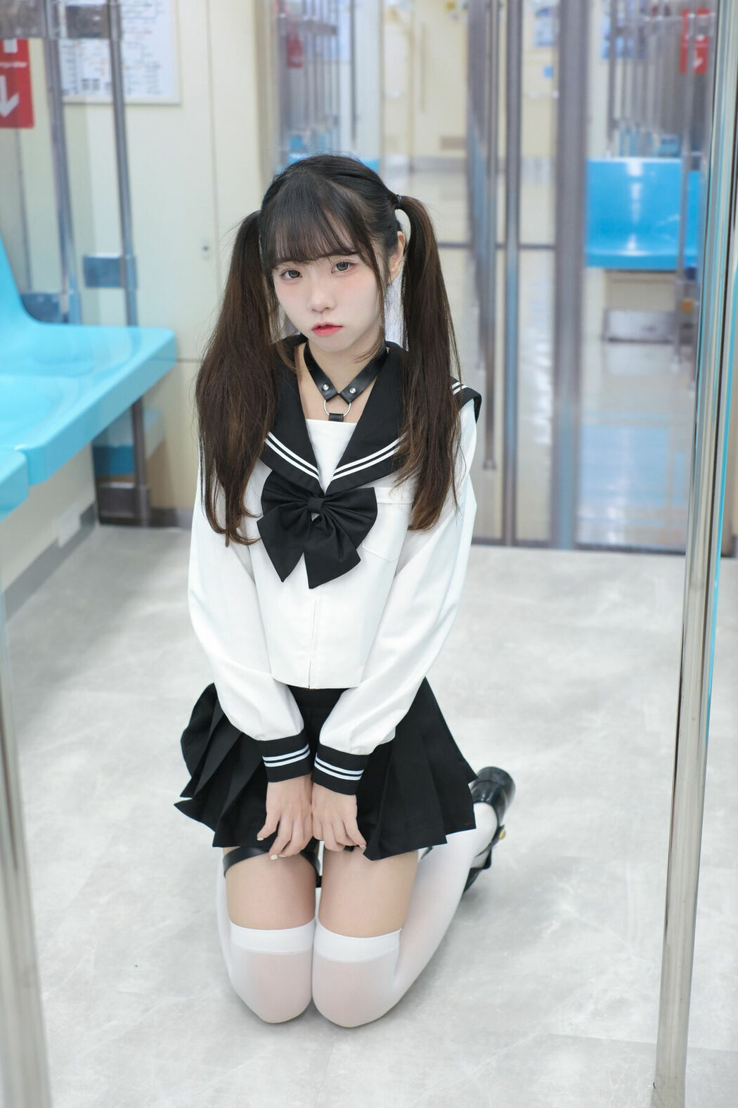 Coser@可可小白兔 – 電車上の女高中生 (72P)