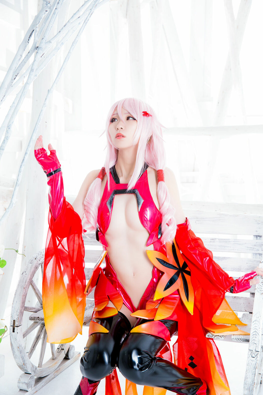 Coser@Mikehouse ミケ – The One Who Prays To Ask For Forgiveness Part01 (60P)