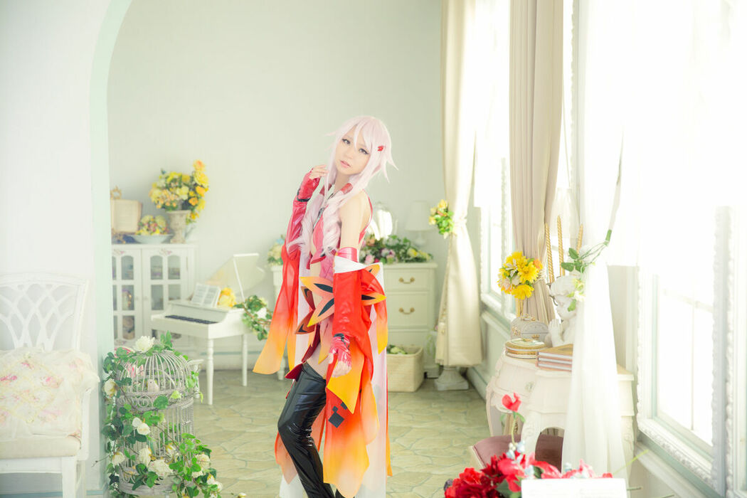 Coser@Mikehouse ミケ – The One Who Prays To Ask For Forgiveness Part03 (59P)