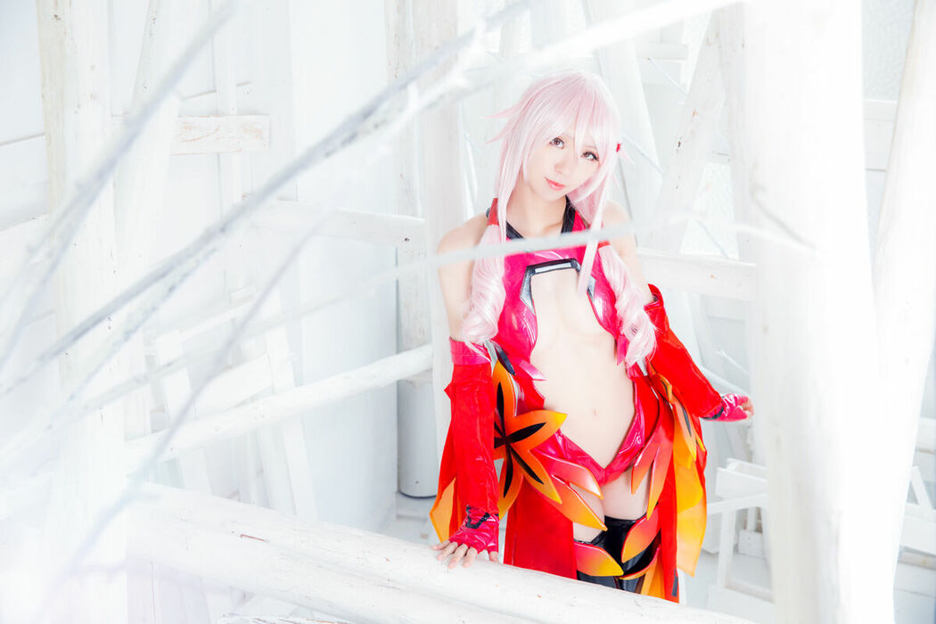 Coser@Mikehouse ミケ – The One Who Prays To Ask For Forgiveness Part02 (60P)