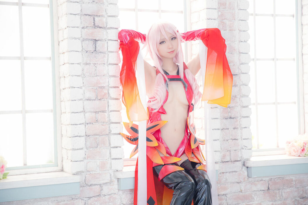 Coser@Mikehouse ミケ – The One Who Prays To Ask For Forgiveness Part02 (60P)