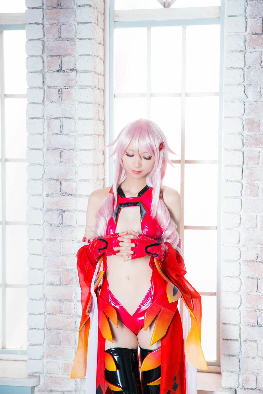 Coser@Mikehouse ミケ – The One Who Prays To Ask For Forgiveness Part02 (60P)