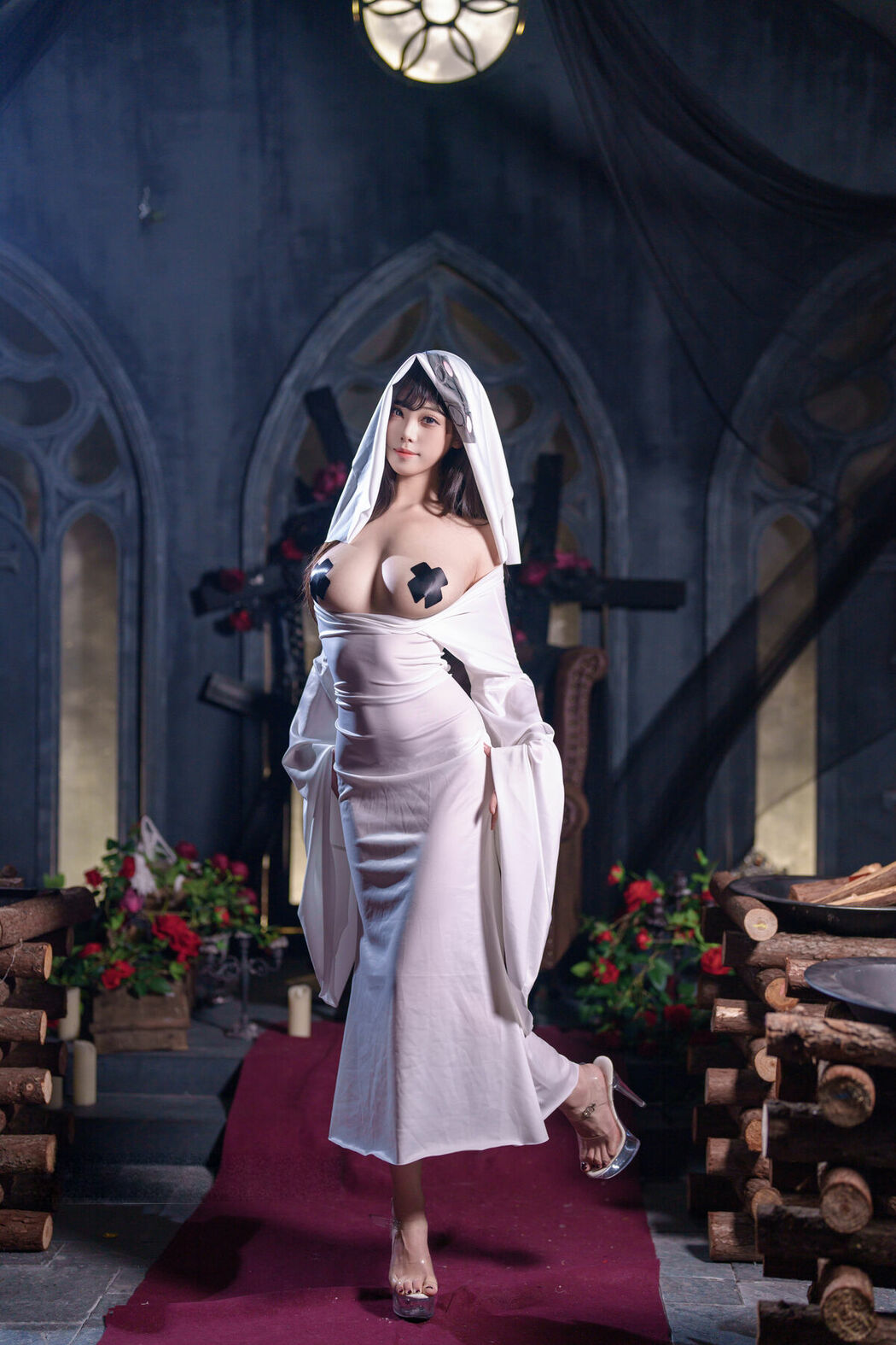 Coser@蜜汁猫裘 – 幽灵娘 (67P – 2V)