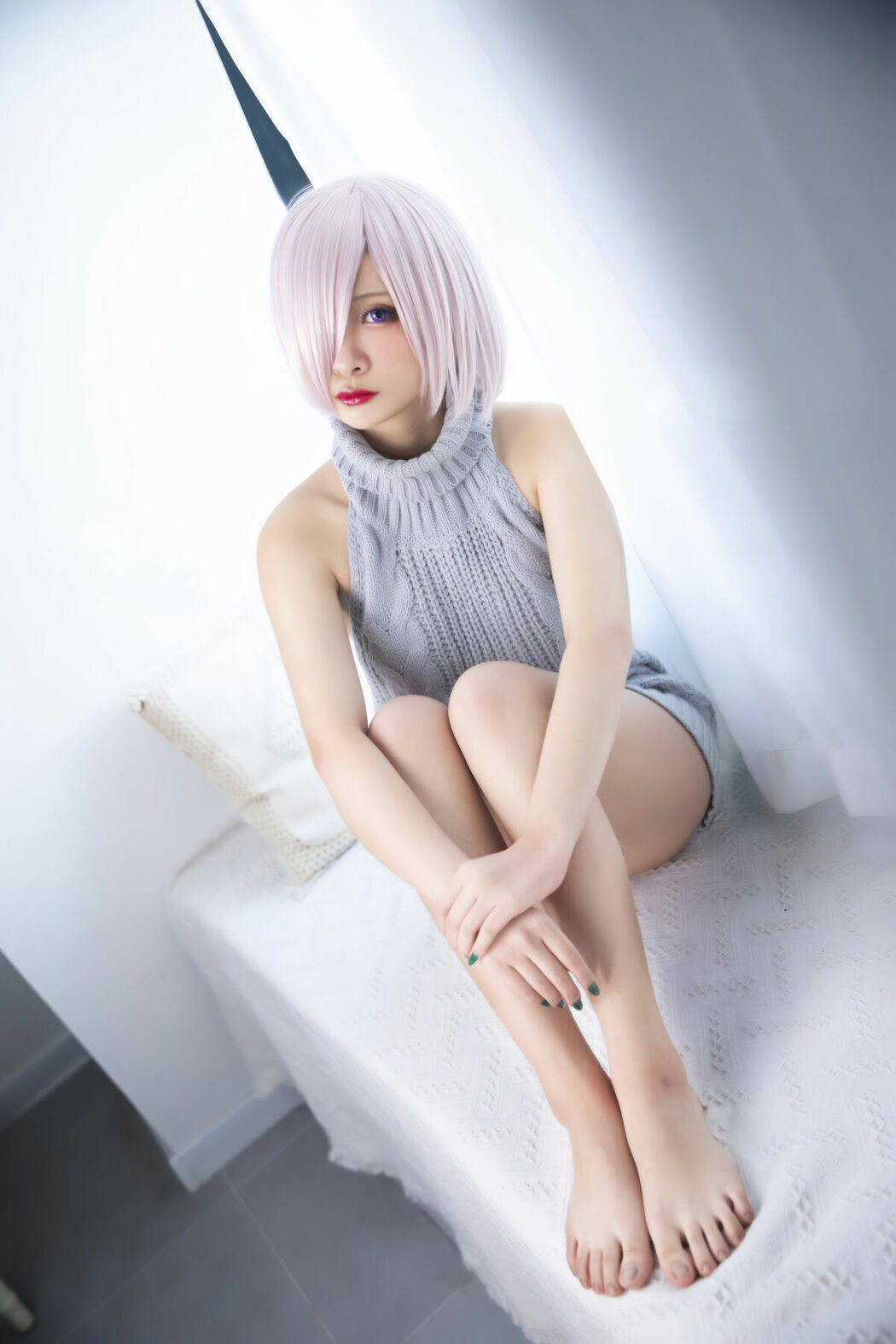 Coser@洛璃LoLiSAMA – 玛修露背毛衣 (24P)