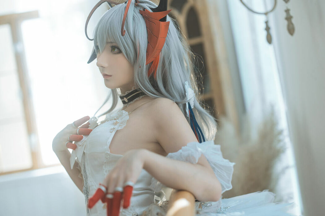 Coser@是三不是世w – 明日方舟 W 芭蕾 (28P)