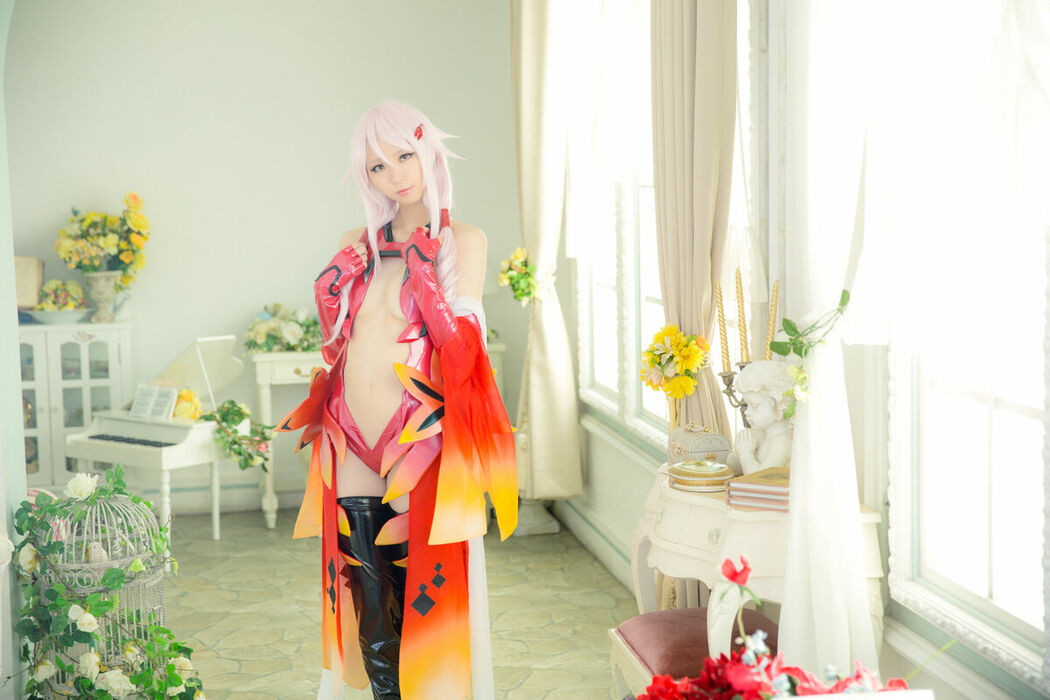 Coser@Mikehouse ミケ – The One Who Prays To Ask For Forgiveness Part03 (59P)