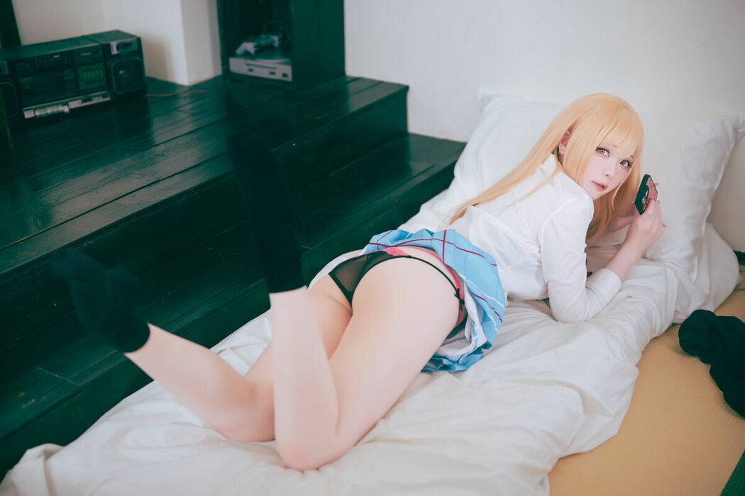 Coser@霜月shimo – 喜多川海梦 My Dress Up Part01 (48P)