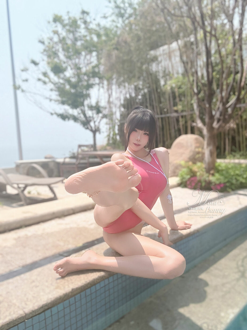 Coser@黏黏团子兔 – 2025泳装限定作 水泳部前辈 Part02 (48P)