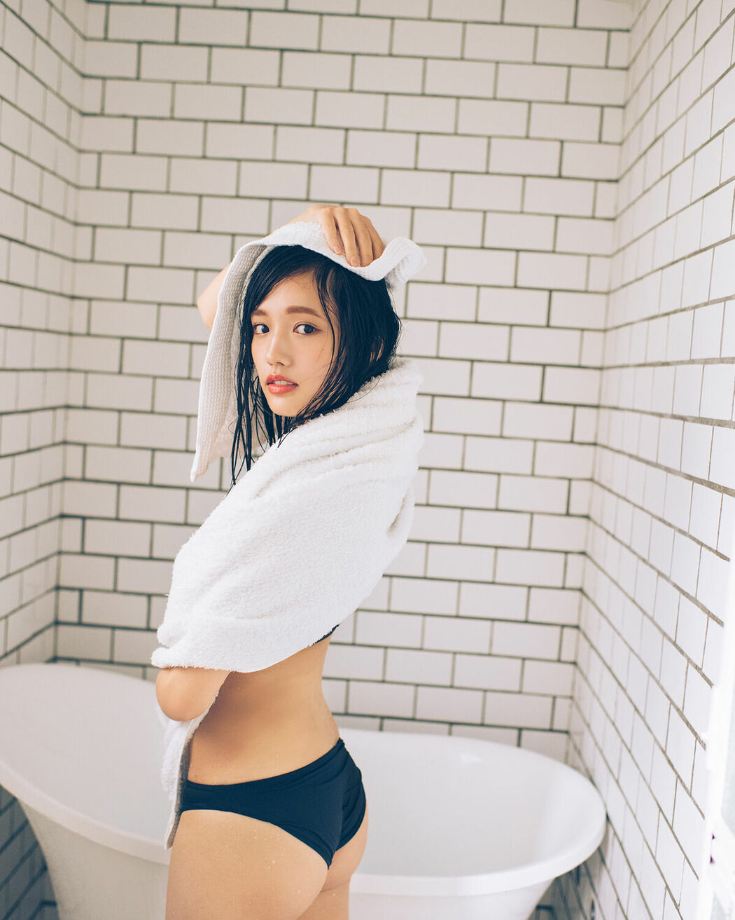 JP Sakura Ando 藤水咲桜 – FLASHデジタル写真集 私を咲かせて (78P)