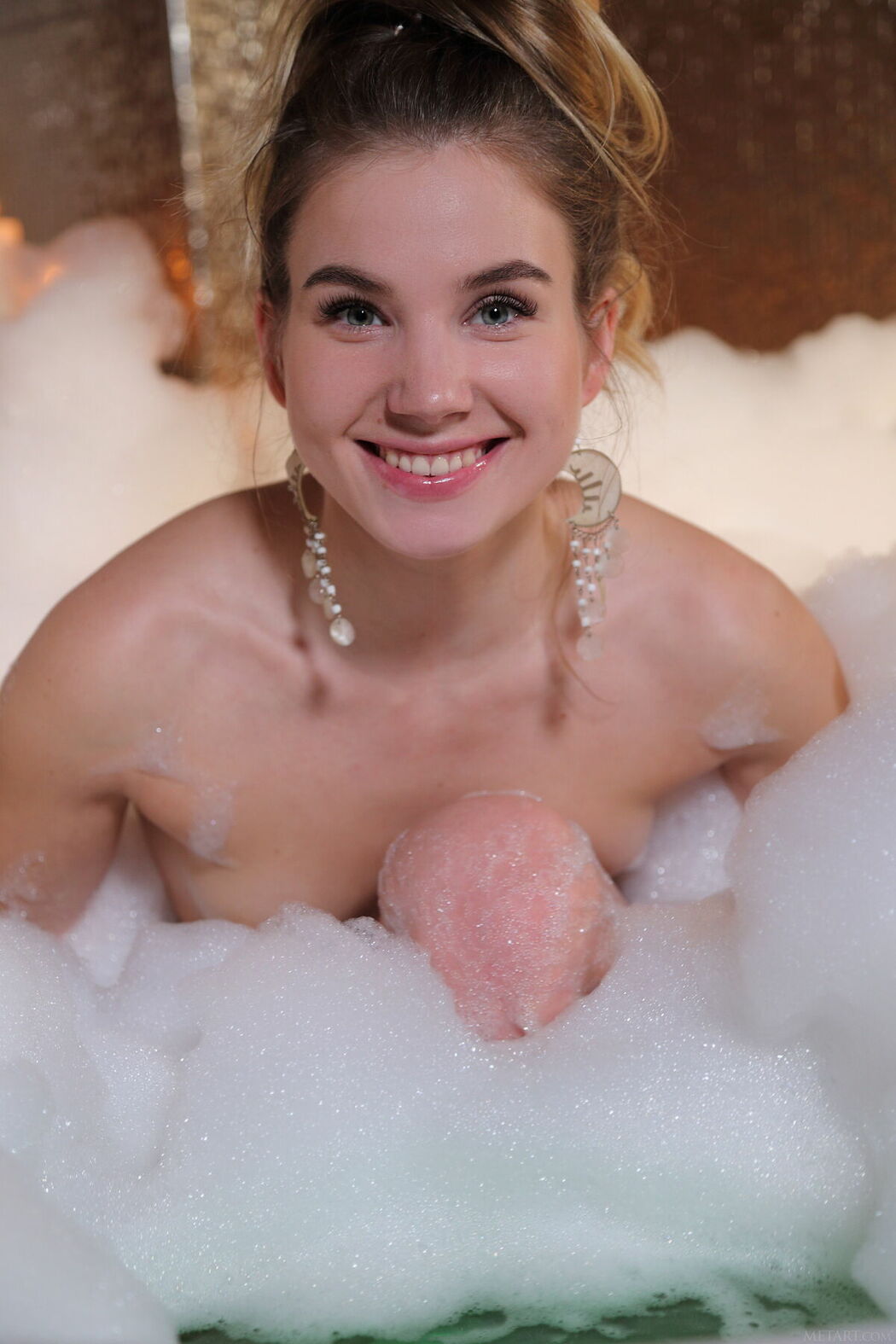 MetArt Lola Krit – Bubble Butt (88P)