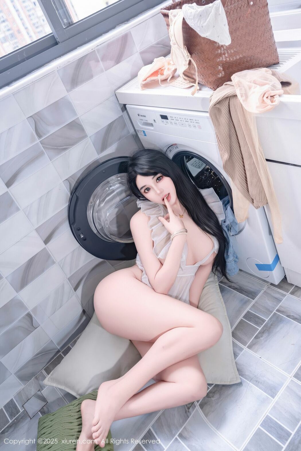 XiuRen秀人网 No.11010 Xi Xi Ai Chi Cao Mei (84P)