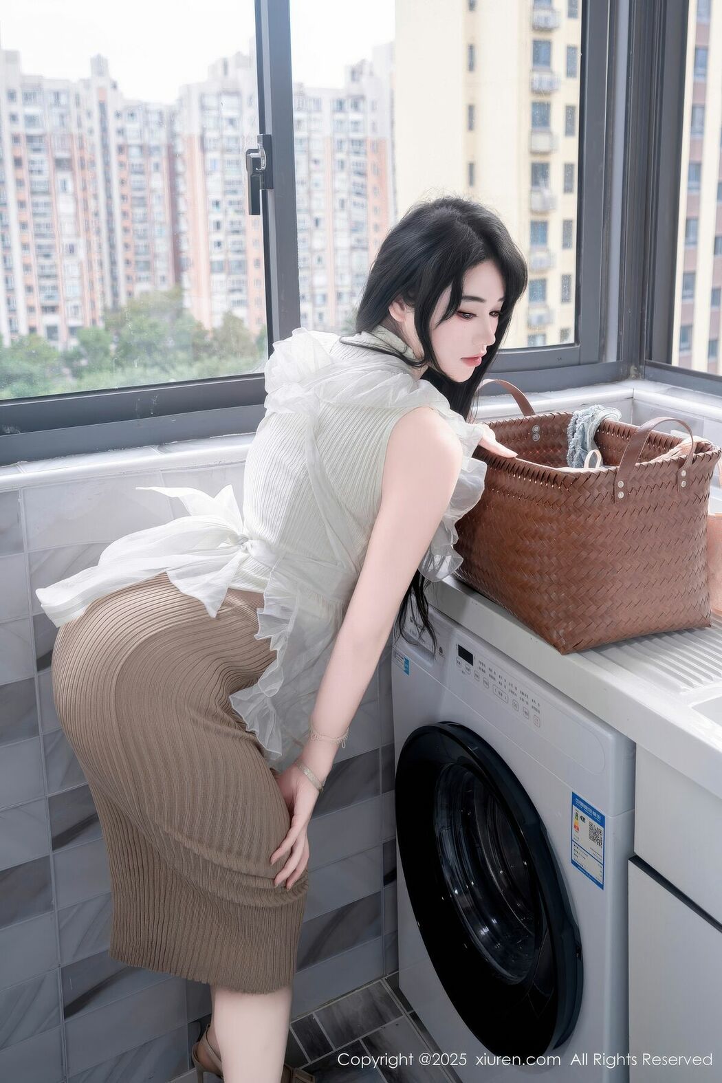 XiuRen秀人网 No.11010 Xi Xi Ai Chi Cao Mei (84P)