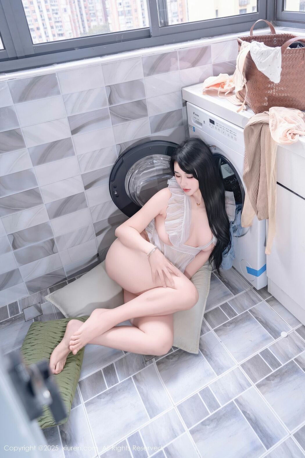 XiuRen秀人网 No.11010 Xi Xi Ai Chi Cao Mei (84P)