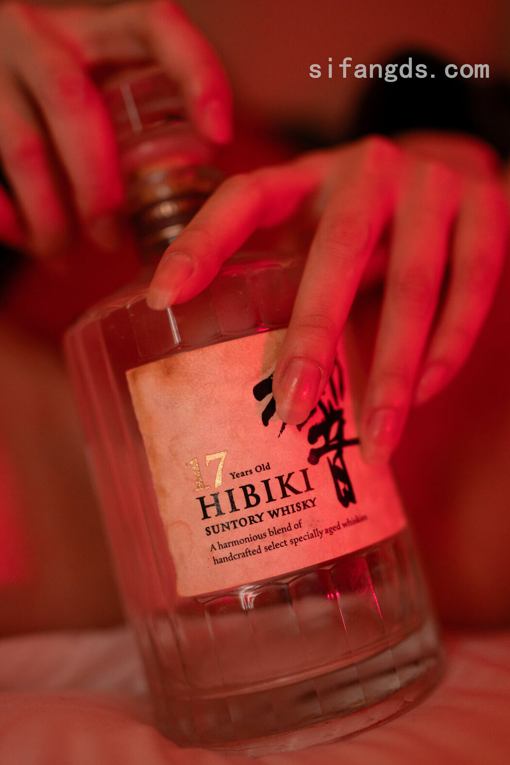 XR Uncensored Bai Lu Lulu 白露lulu – R18 秀人网模特 极品女神 红色束缚 Part02 (53P)