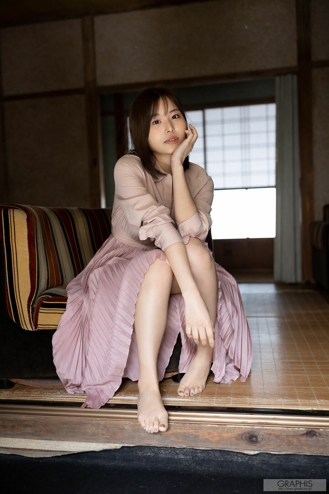 JP Ai Hongo 本郷愛 – Graphis Gals Emotional Vol.1-7 Part01 (74P)