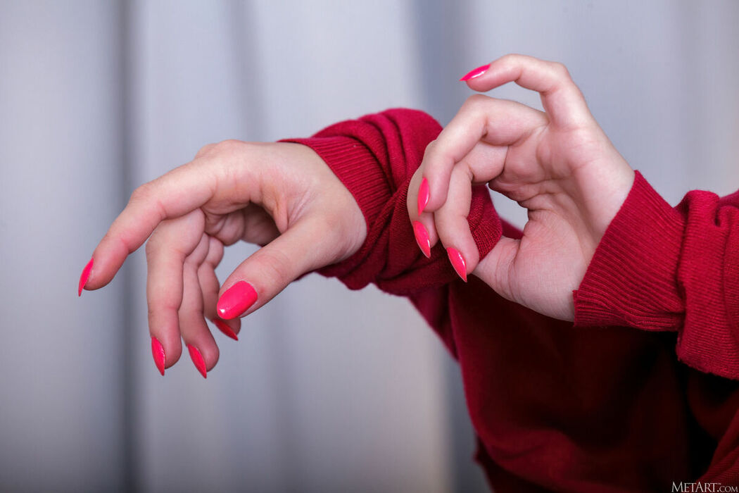 MetArt Azzura – Pink Pedi Part01 (53P)