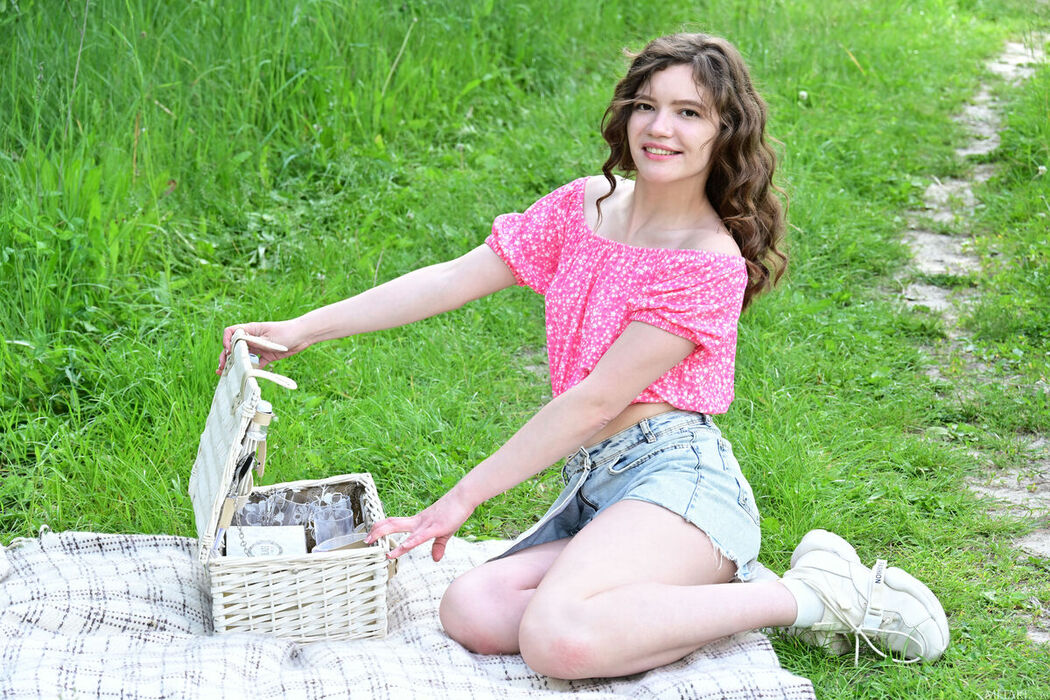 MetArt Carrie – My Day Off Part01 (57P)