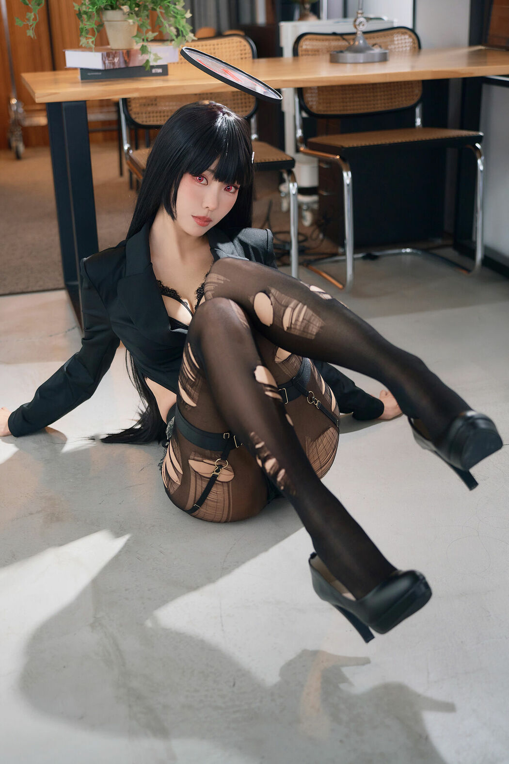 Coser@Ely_eee ElyEE子 – 调月莉音 秘密吊帶 (38P)