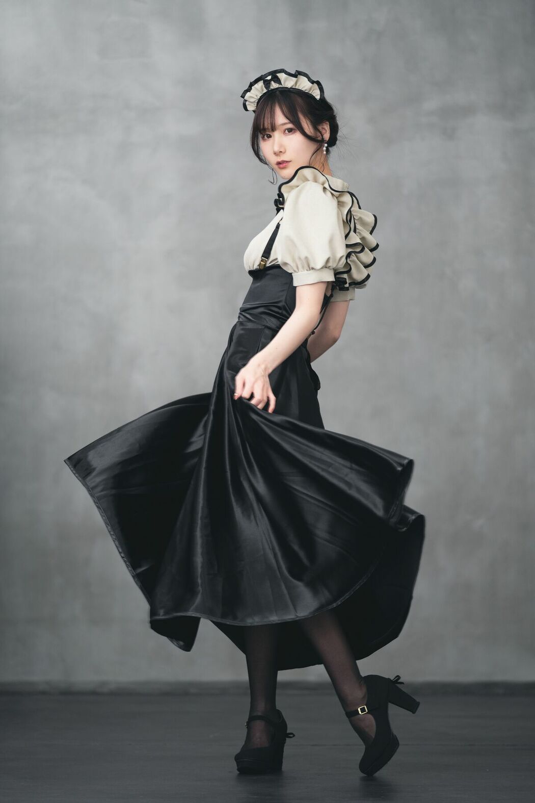 Coser@けん研 けんけん – 観賞用フェチメイド (56P)