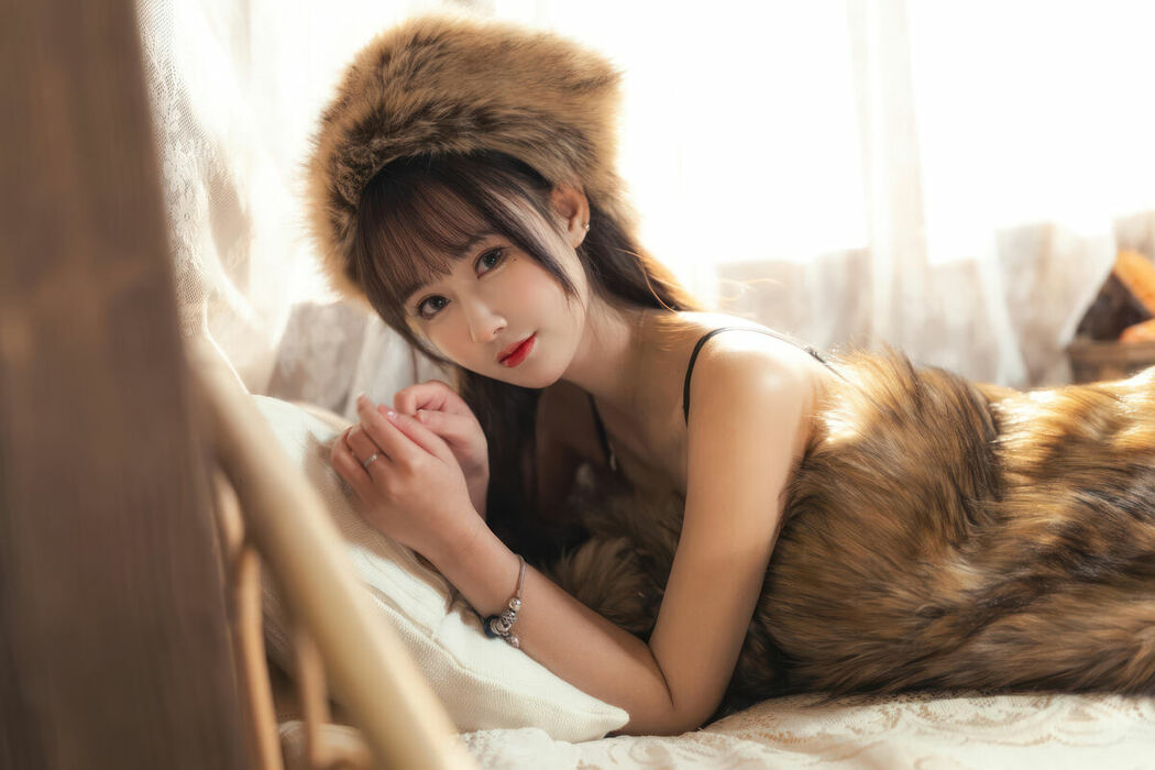 Coser@羽生三未 – 冬之恋歌 (38P)