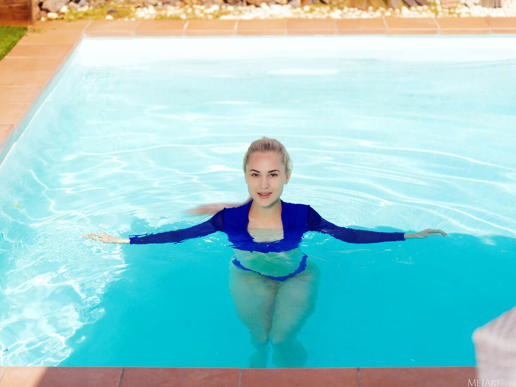 MetArt Nikki Hill – Blue Temptation Part01 (62P)