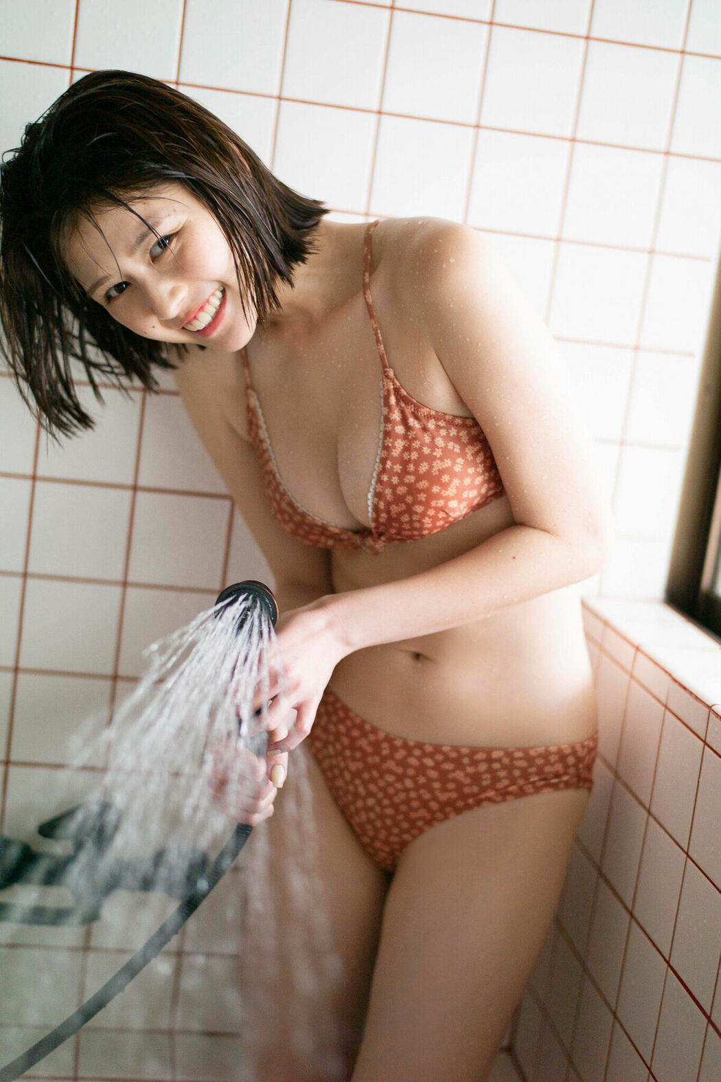 JP Yuzuha Saeki 冴木柚葉 – FRIDAYデジタル写真集 気になるあの子 (56P)
