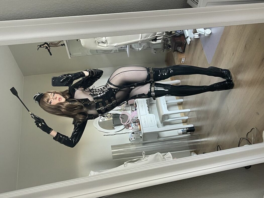 Coser@Candy_Ball – Imperial Officer (64P – 10V)