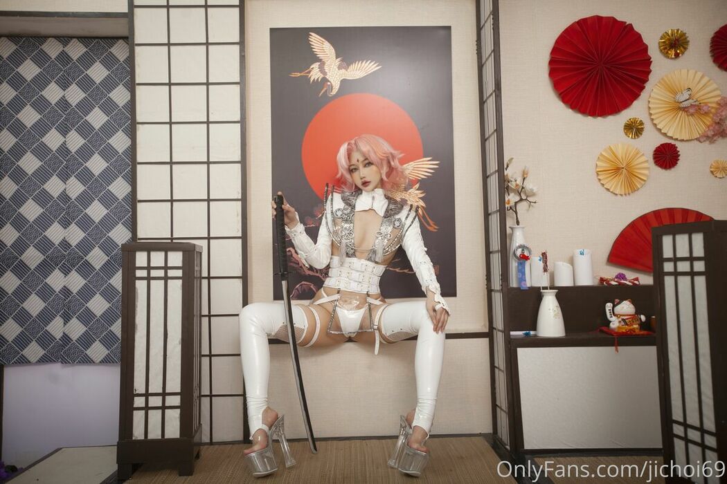 Coser@Choi Ji Yun – Sakura Haruno (22P)