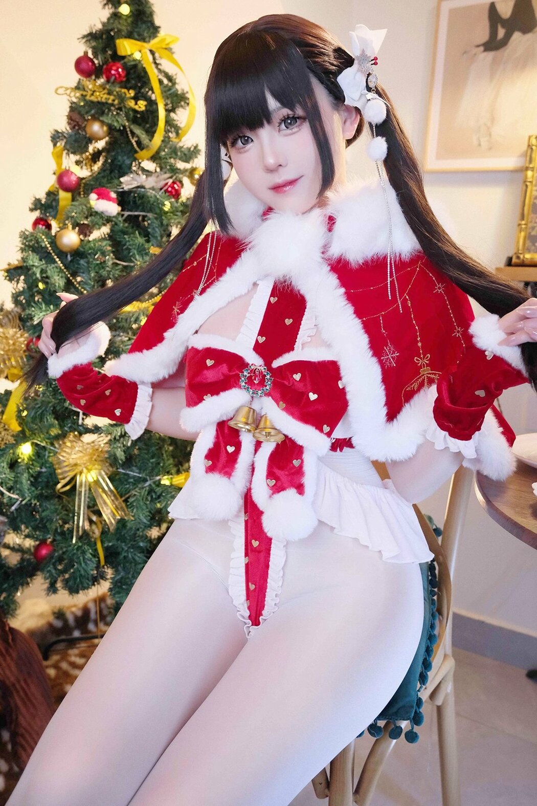 Coser@miko酱ww – 圣诞礼物 (26P) Cover Photo