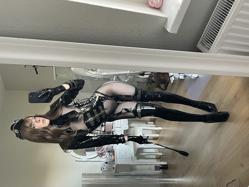 Coser@Candy_Ball – Imperial Officer (64P – 10V)