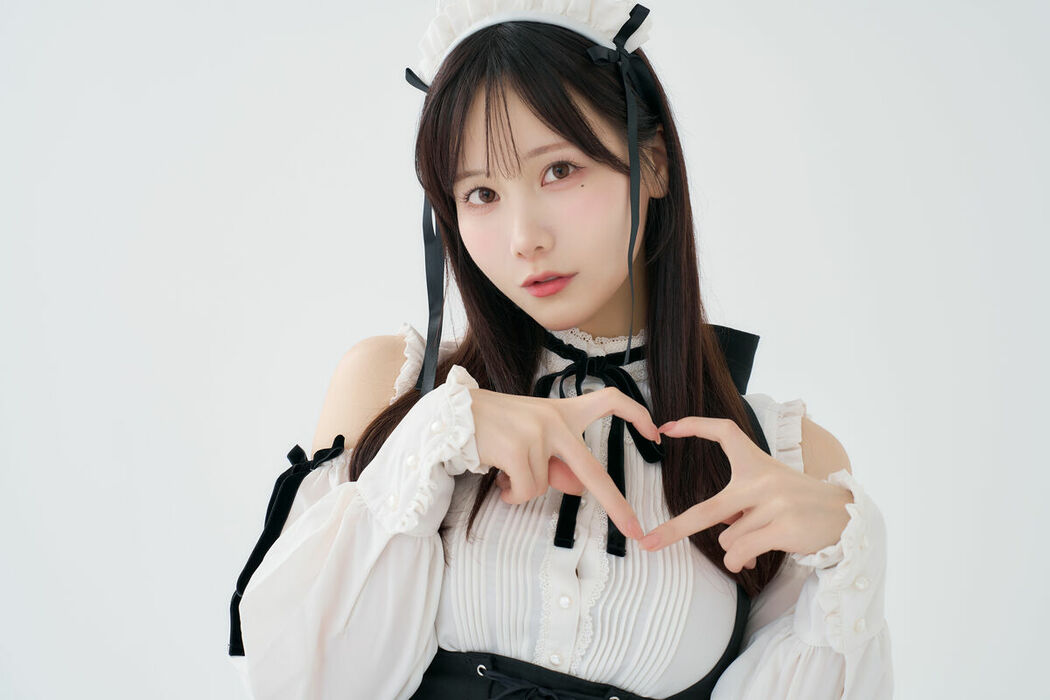 Coser@けん研 けんけん – DL写真集 推し型メイドロイドとしたいこと Part01 (68P)