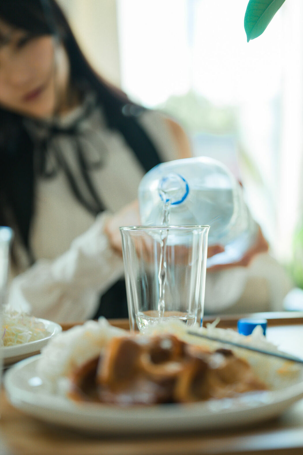 Coser@けん研 けんけん – DL写真集 推し型メイドロイドとしたいこと Part01 (68P)