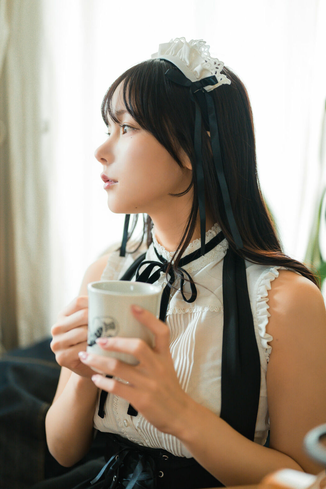 Coser@けん研 けんけん – DL写真集 推し型メイドロイドとしたいこと Part01 (68P)