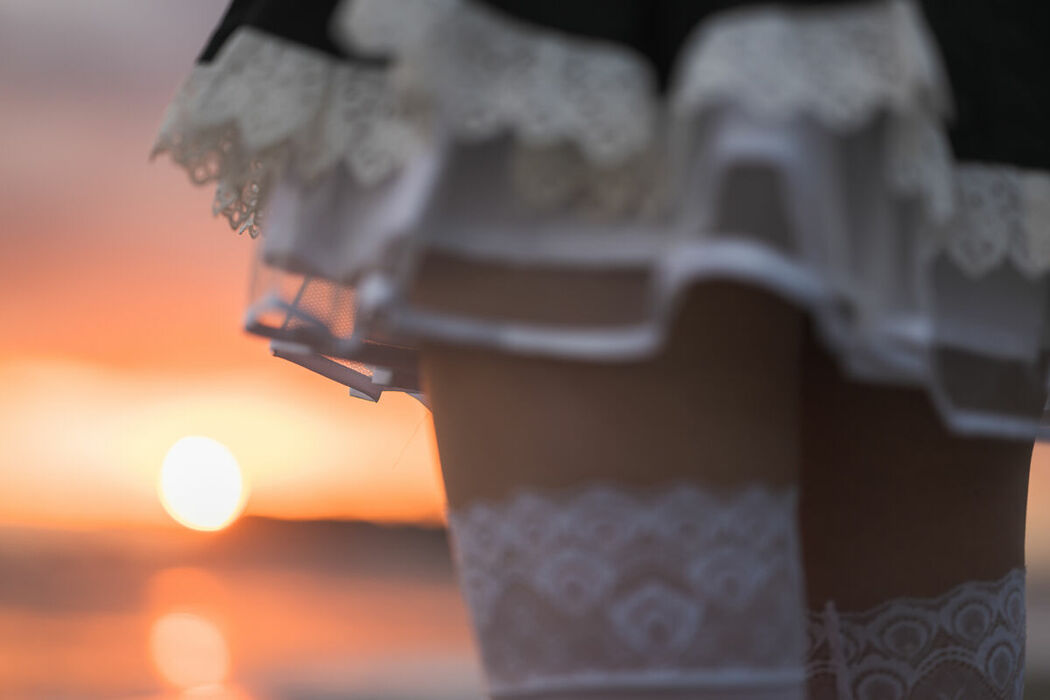 Coser@けん研 けんけん – DL写真集 推し型メイドロイドとしたいこと Part01 (68P)