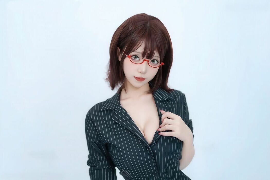 Coser@Bangni邦尼 – 女秘书 (68P)