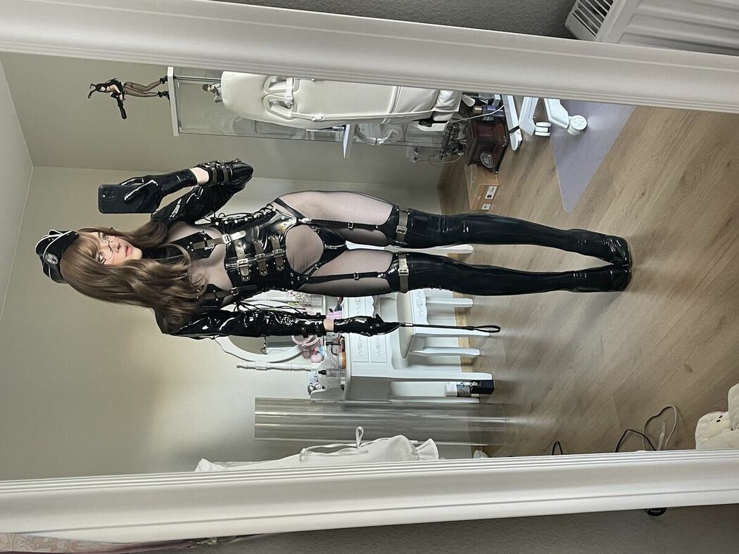 Coser@Candy_Ball – Imperial Officer (64P – 10V)