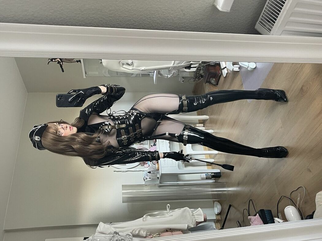 Coser@Candy_Ball – Imperial Officer (64P – 10V)