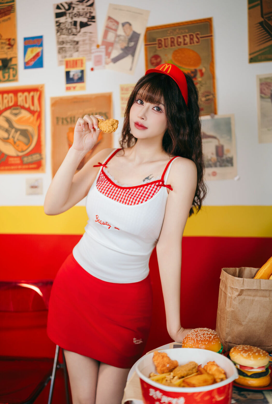 Coser@鹿八岁 – 麦门打工日记 (18P)